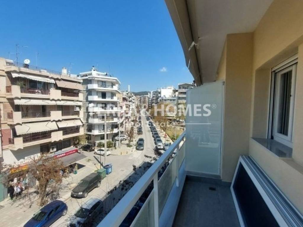 Θέα από μπαλκόνι