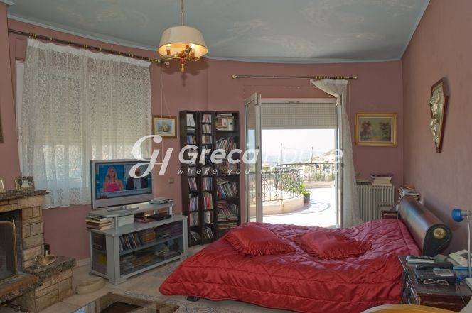 Villa for sale in Attika Keratea