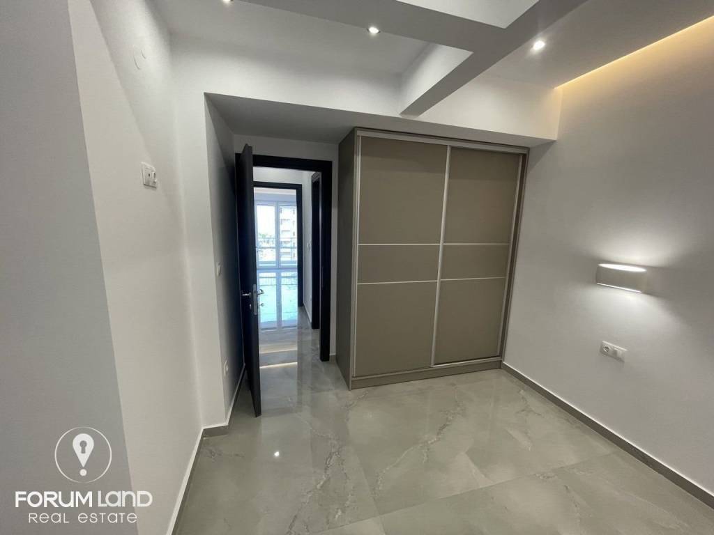 Forumland Real Estate,  Ypnodomatio