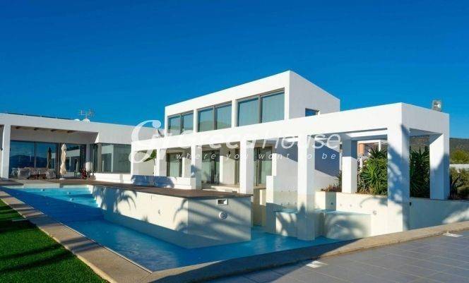 Παραθαλάσσια Βίλα με Ιδιωτική Παραλία  στην Ερμιόνη