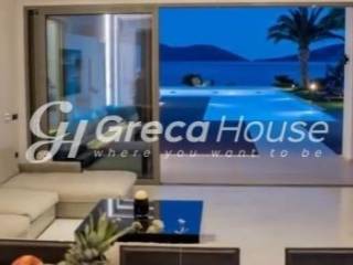 Παραθαλάσσια Βίλα με Ιδιωτική Παραλία  στην Ερμιόνη