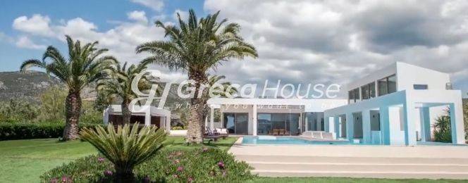 Παραθαλάσσια Βίλα με Ιδιωτική Παραλία  στην Ερμιόνη