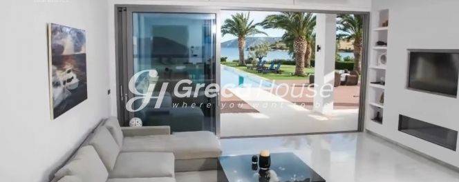 Παραθαλάσσια Βίλα με Ιδιωτική Παραλία  στην Ερμιόνη