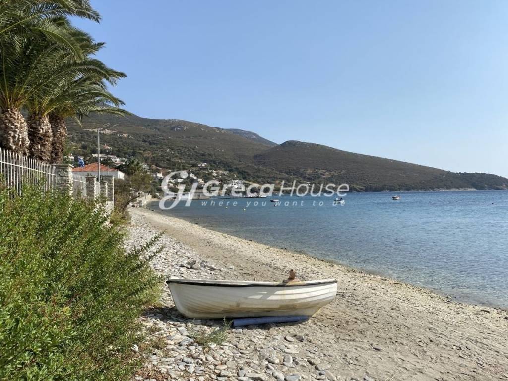 Πολυτελής Βίλα Πάνω στο Κύμα – Στύρα, Νιμπορειό, Εύβοια