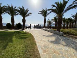 Πολυτελής Βίλα Πάνω στο Κύμα – Στύρα, Νιμπορειό, Εύβοια