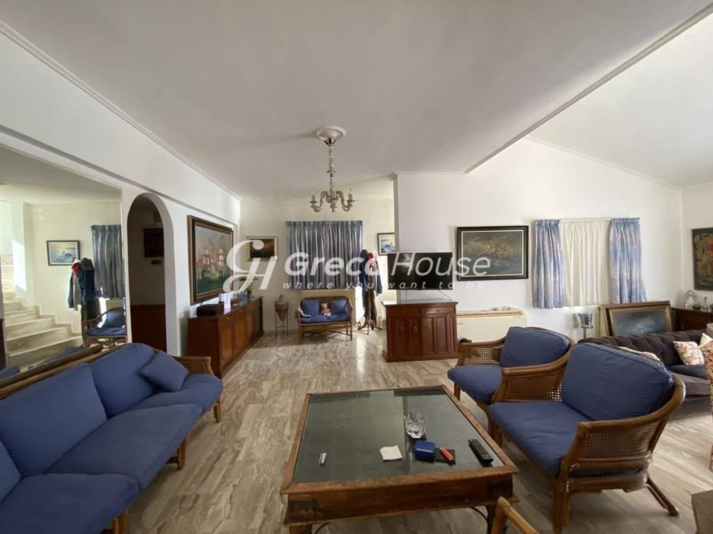 Πολυτελής Βίλα Πάνω στο Κύμα – Στύρα, Νιμπορειό, Εύβοια