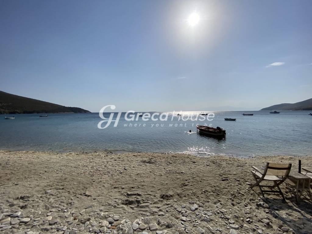 Πολυτελής Βίλα Πάνω στο Κύμα – Στύρα, Νιμπορειό, Εύβοια