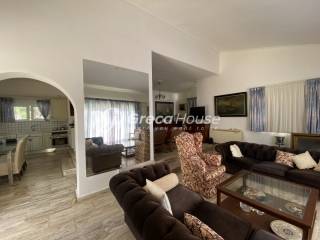 Πολυτελής Βίλα Πάνω στο Κύμα – Στύρα, Νιμπορειό, Εύβοια