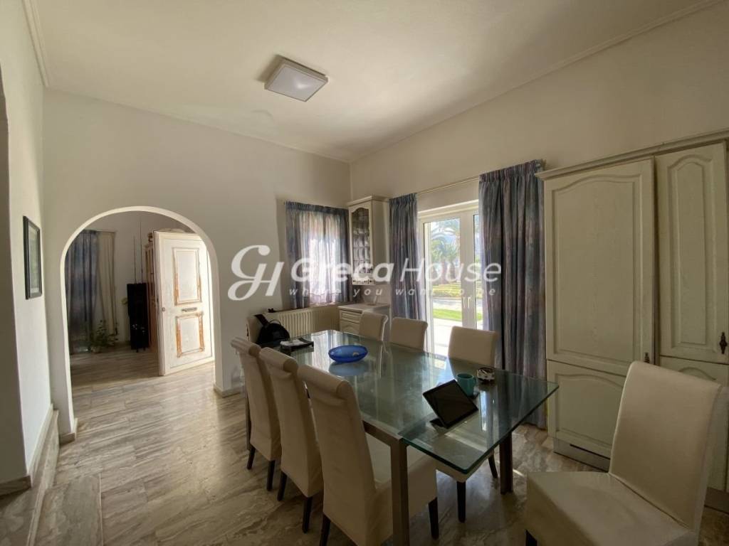 Πολυτελής Βίλα Πάνω στο Κύμα – Στύρα, Νιμπορειό, Εύβοια