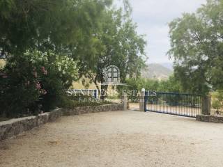 Exterior photos property entrance