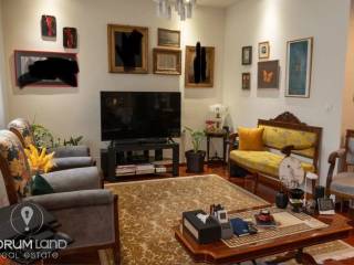 Forumland Real Estate, Σαλόνι