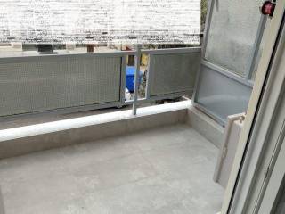 Forumland Real Estate, Μπαλκόνι