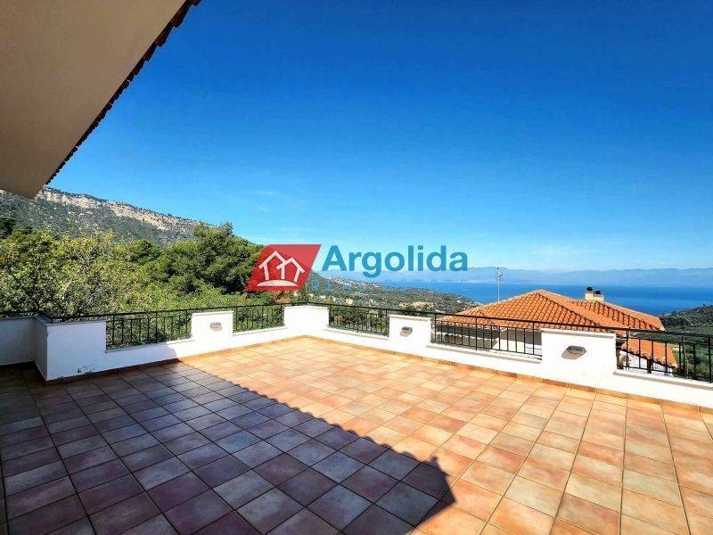 Θέα από μπαλκόνι