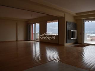 ΜΕΓΑΛΟ ΚΑΘΙΣΤΙΚΟ ,ΜΕ ΤΖΑΚΙ ΚΑΙ ΘΕΑ