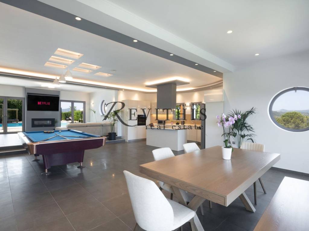 Εσωτερικοι χώροι