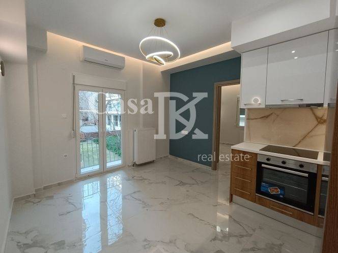 Σαλοκουζίνα