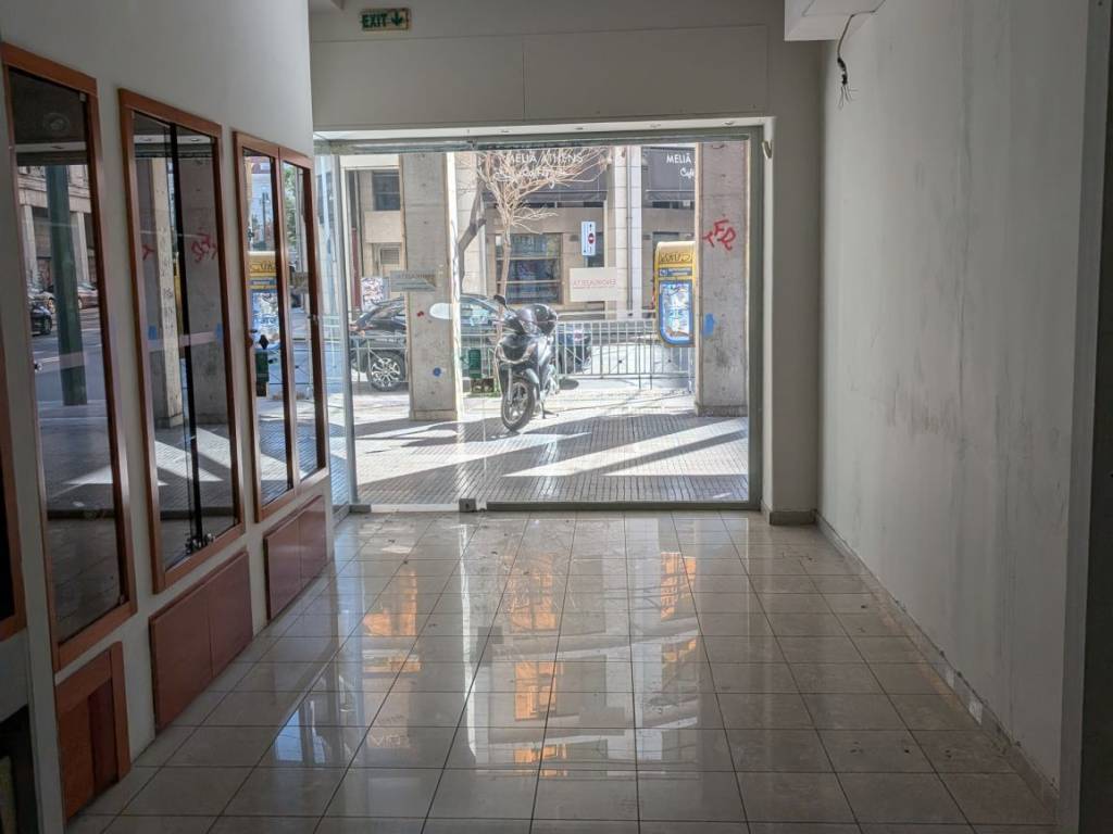 Εσωτερικοι χώροι