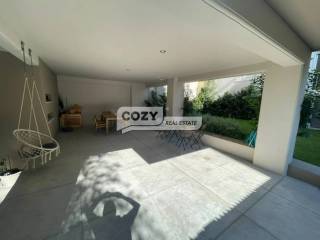 Είσοδος οικοδομής