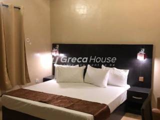 Ξενοδοχείο στο Κέντρο Λουτρακίου, 30 μ. από τη Θάλασσα 