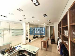 ★ Σε κεντρικό δρόμο ★ Ανακαινισμένο ★ Επιπλωμένο ★ Με μεγάλη κίνηση