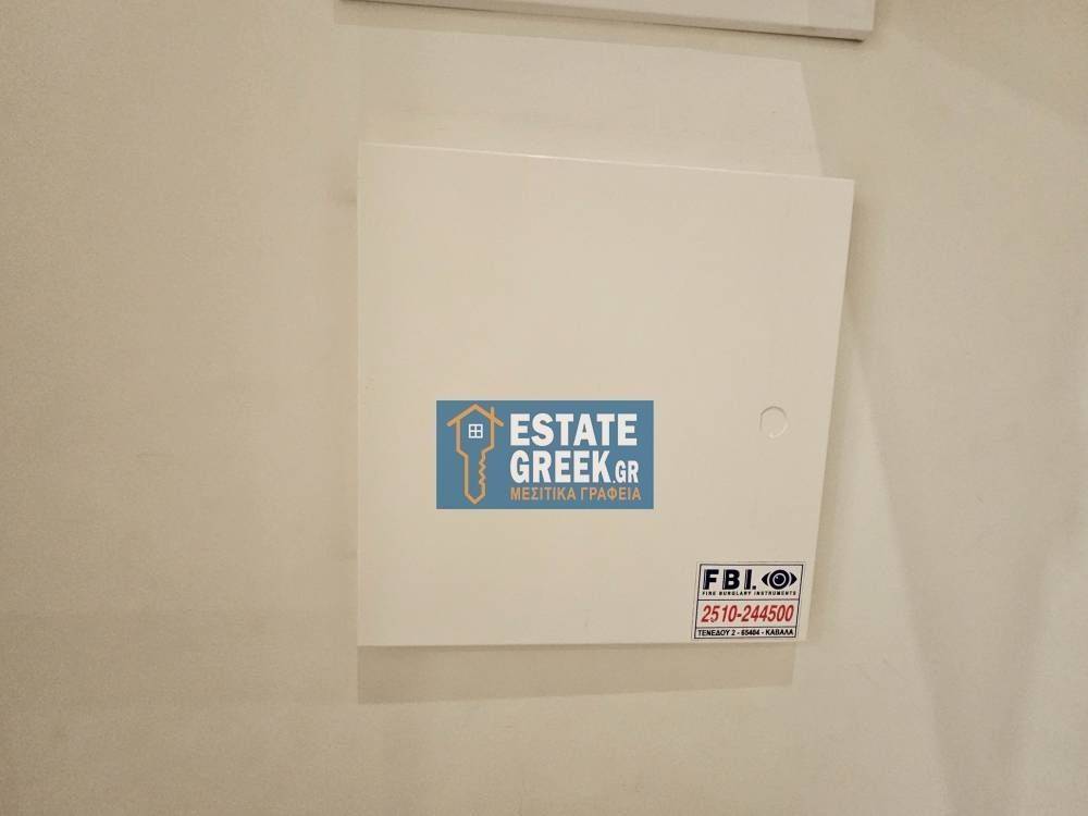 ★ Σε κεντρικό δρόμο ★ Ανακαινισμένο ★ Επιπλωμένο ★ Με μεγάλη κίνηση