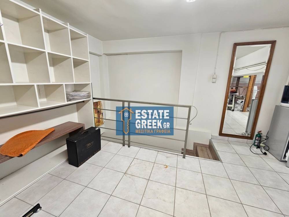 ★ Σε κεντρικό δρόμο ★ Ανακαινισμένο ★ Επιπλωμένο ★ Με μεγάλη κίνηση