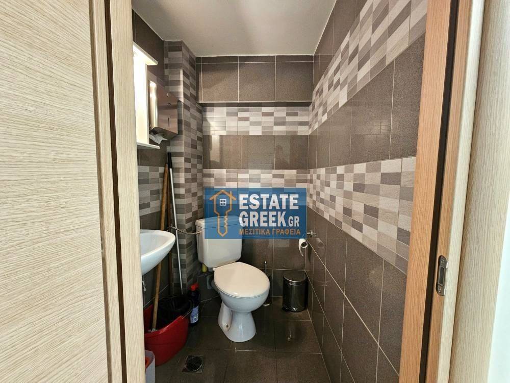 ★ Σε κεντρικό δρόμο ★ Ανακαινισμένο ★ Επιπλωμένο ★ Με μεγάλη κίνηση