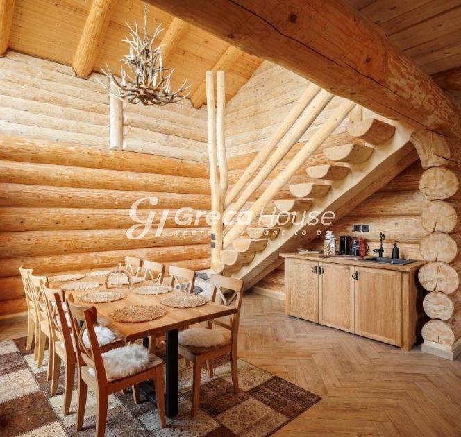 Παρνασσός Πετρόκτιστο Ξενοδοχείο προς Πώληση