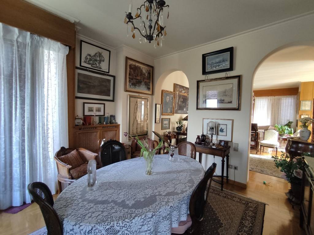 τραπεζαρία