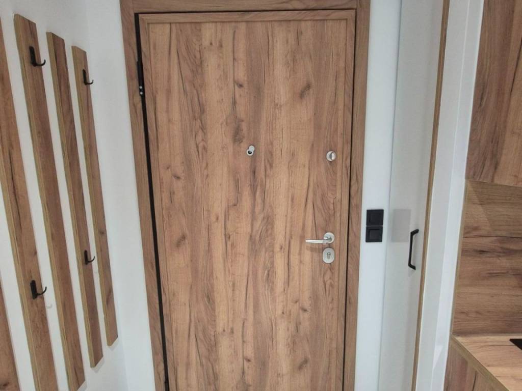 ΠΟΡΤΑ ΑΣΦΑΛΕΙΑΣ