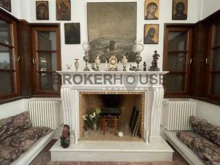 Σαλόνι,Τζάκι