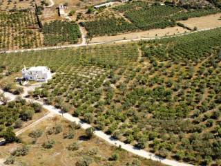 for sale a villa in an early stage of construction