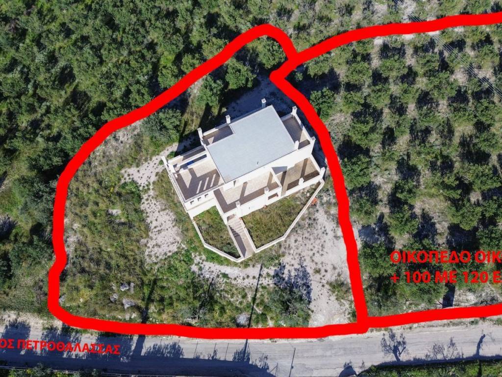 for sale a villa in an early stage of construction