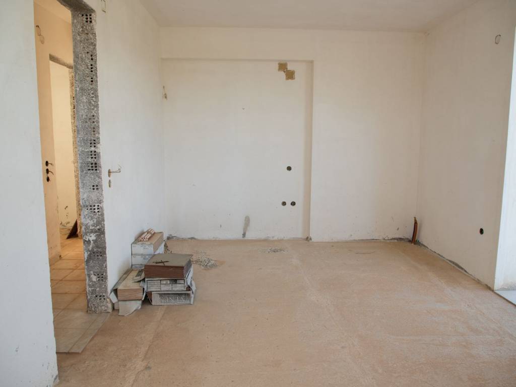 for sale a villa in an early stage of construction