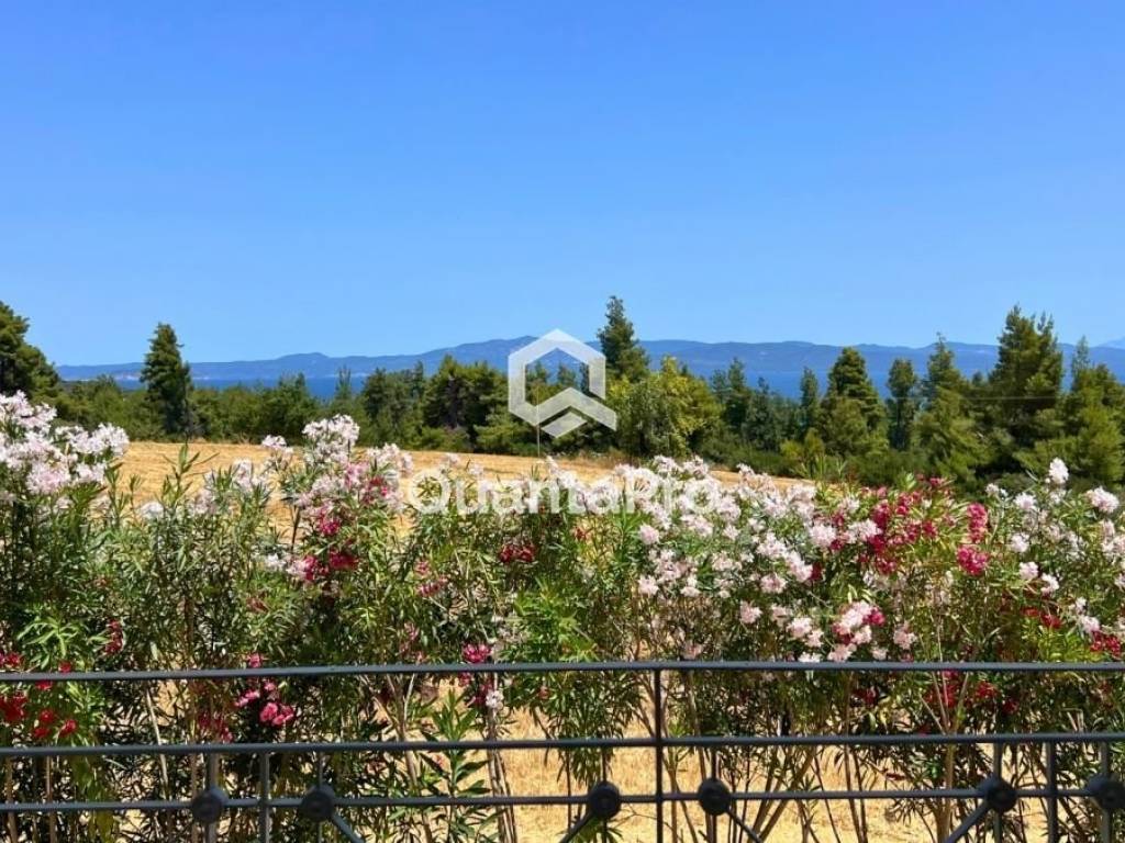 Θέα από μπαλκόνι