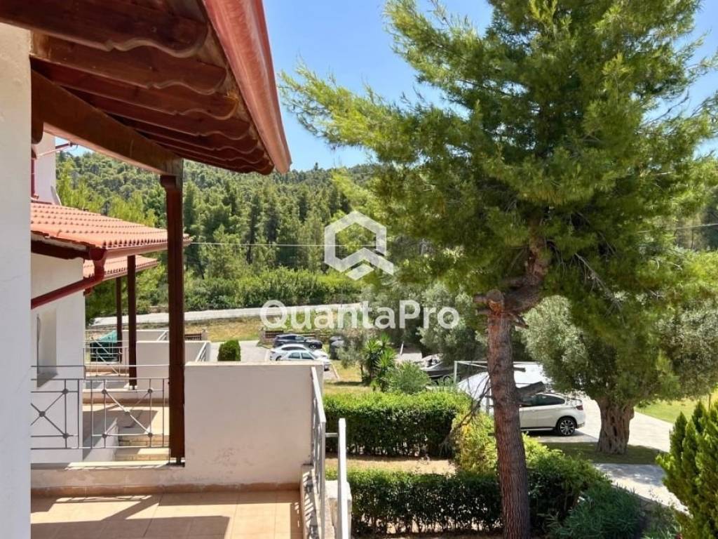 Θέα από μπαλκόνι