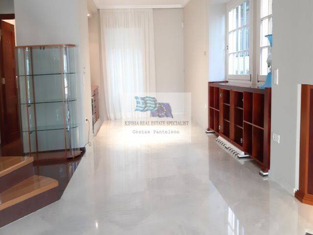 PART OF THE LIVING ROOM