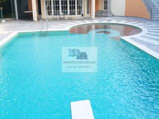 COMMON SWIMMING POOL