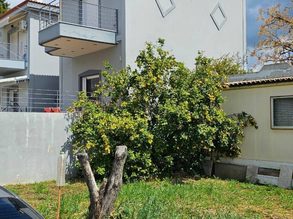 New 3-level maisonette on a plot of 250 sq.m.