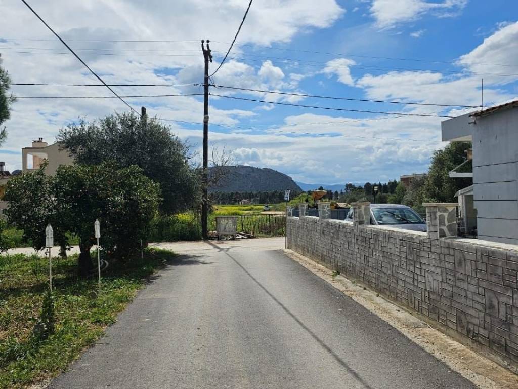 New 3-level maisonette on a plot of 250 sq.m.