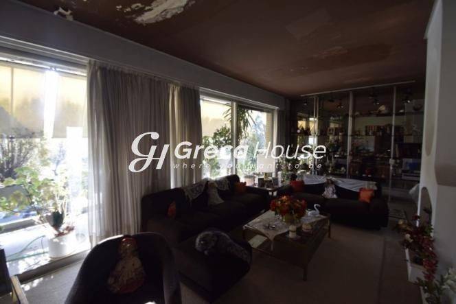 Πωλείται Μεζονέτα με Ποσοστό Οικοπέδου – Κηφισιά