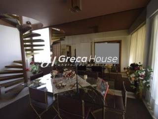 Πωλείται Μεζονέτα με Ποσοστό Οικοπέδου – Κηφισιά