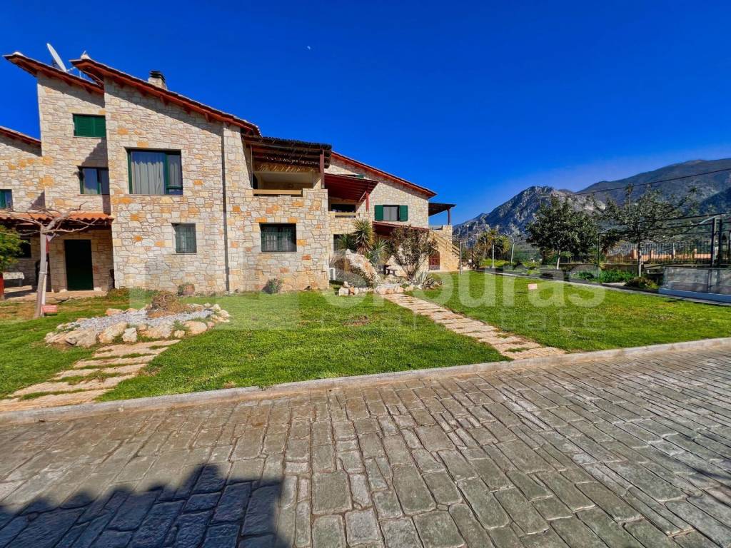 Εσωτερικοι χώροι