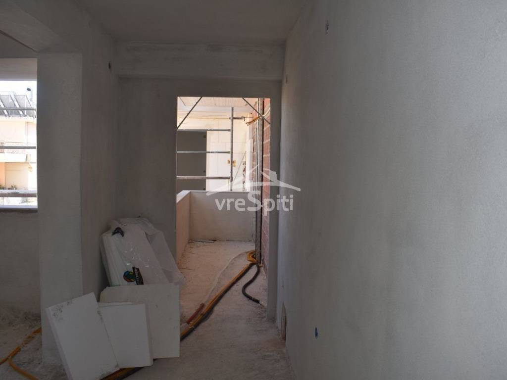 ΕΙΣΟΔΟΣ ΕΠΑΝΩ ΟΡΟΦΟΥ