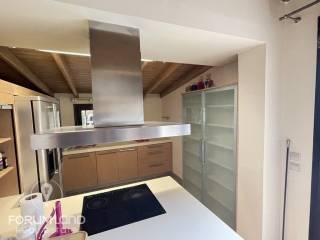 Forumland Real Estate, Κουζίνα