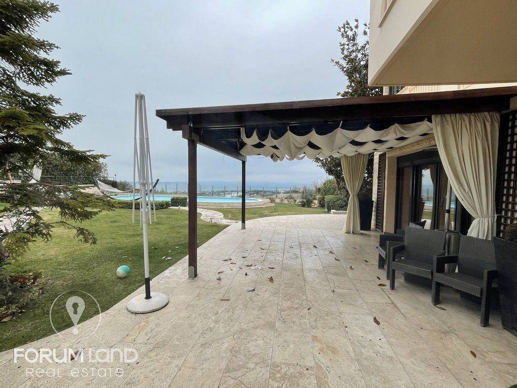 Forumland Real Estate, Κήπος