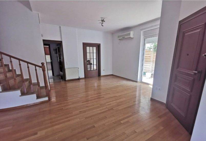 maisonette 310 sq.m.