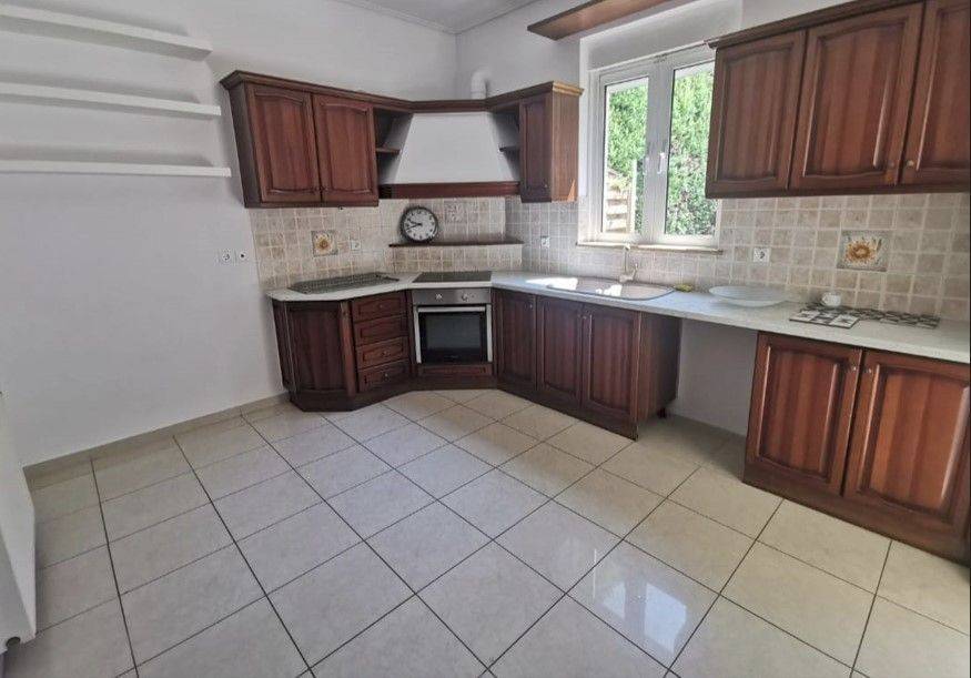 maisonette 310 sq.m.