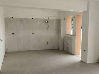 ΜΕΓΑΛΗ ΣΑΛΟΝΟΚΟΥΖΙΝΑ ΓΩΝΙΑ