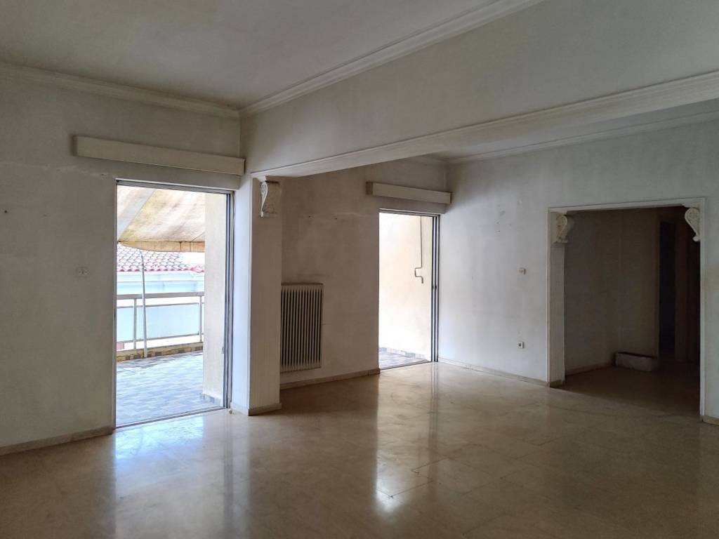 PHOTEINO KAI DIAMPERES KATHISTIKO